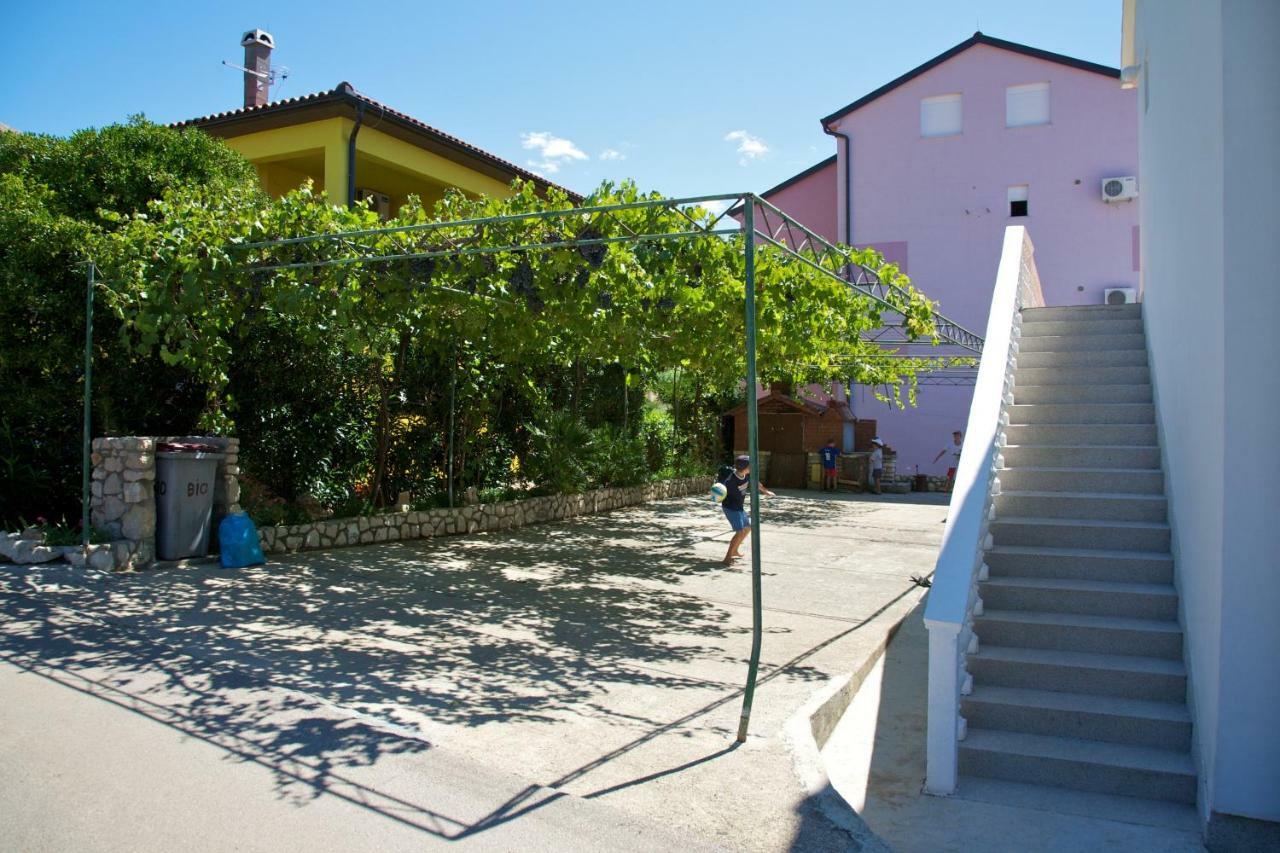 Apartments Slavica راب المظهر الخارجي الصورة